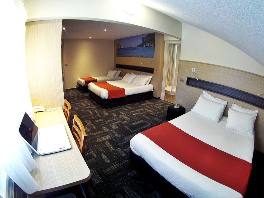 Greet Hotel Marseille Provence Aeroport Vitrolles  Exterior photo