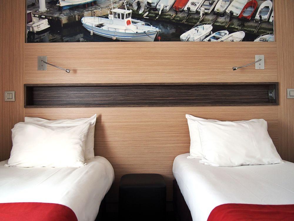 Greet Hotel Marseille Provence Aeroport Vitrolles  Exterior photo